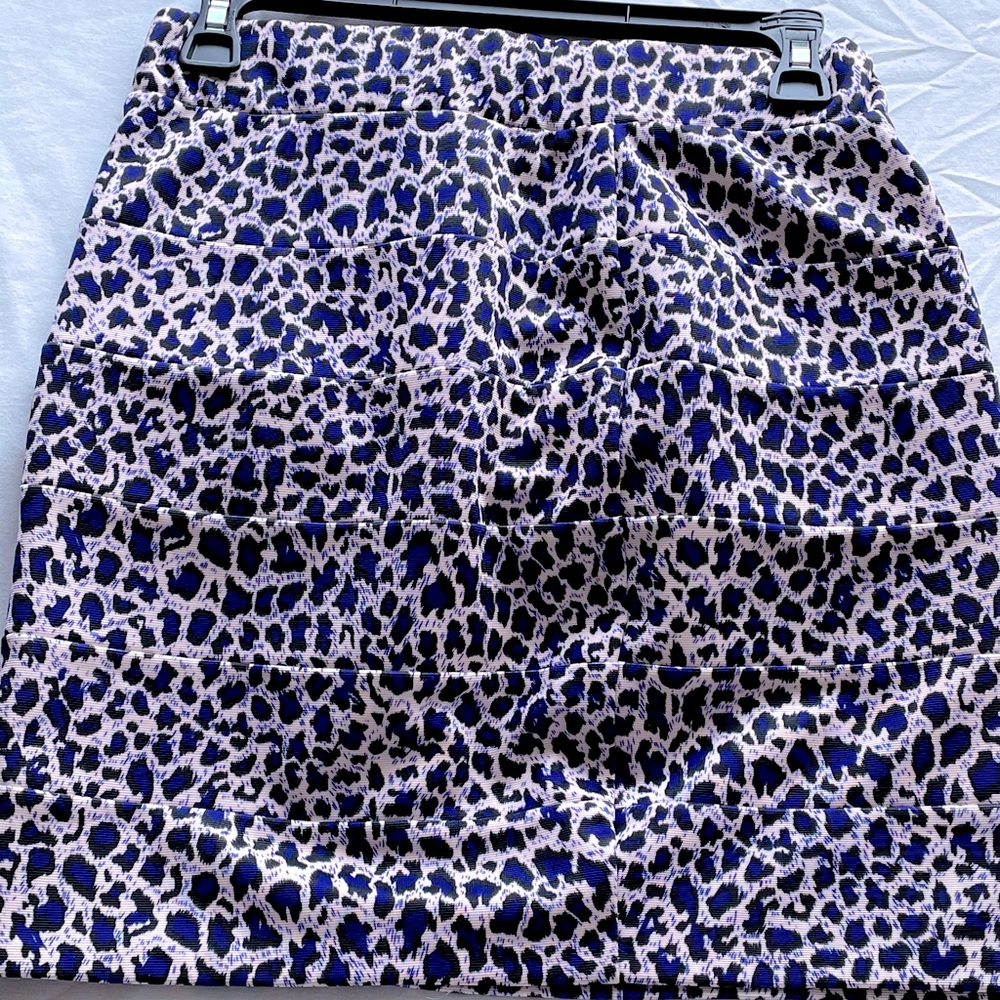Purple leopard print mini skirt